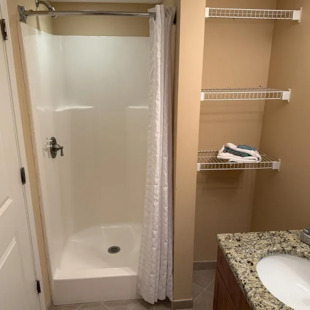 Suite, King Bed, Ocean Front, Towers at North Myrtle Beach 5/6