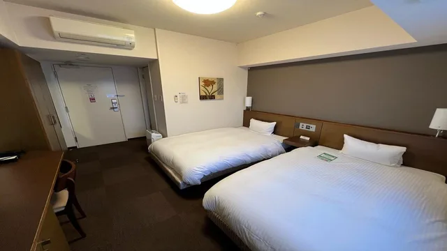 غرفة قياسية بسريرين منفصلين، Hotel Route-Inn Uozu 1/1