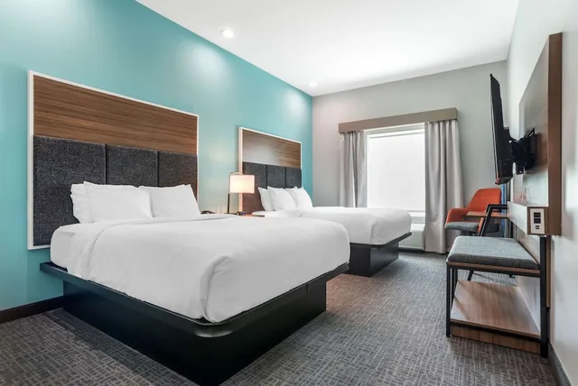 Room, 2 Queen Beds, Accessible, Comfort Inn Miramar Beach-Destin 1/2