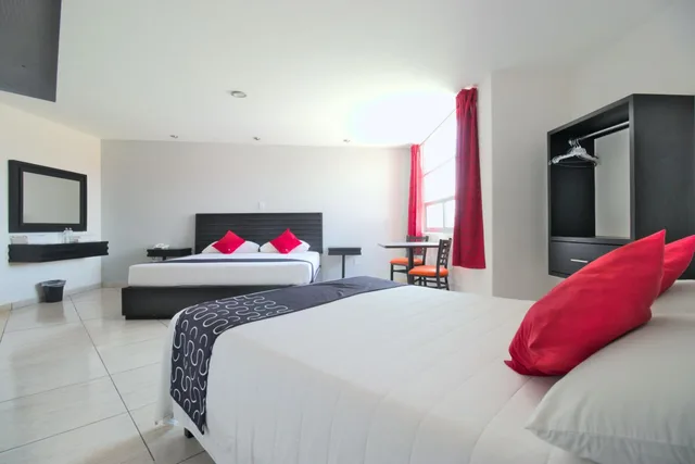 غرفة قياسية بسريرين، Capital O Hotel Euro Confort Pachuca 3/7