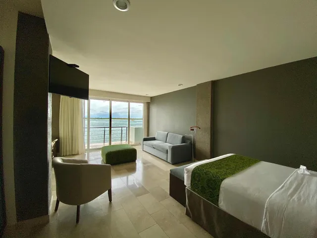 Master, Suite، Seven Crown La Paz 1/6