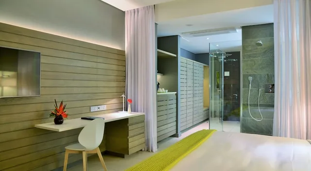 Luxury, Suite, Single Bed, Marina View, Eden Bleu Hotel 2/2