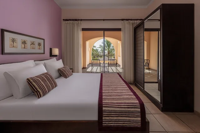 جناح بسرير كوين بغرفة نوم واحدة، JAZ Neo Saraya Palms 1/5