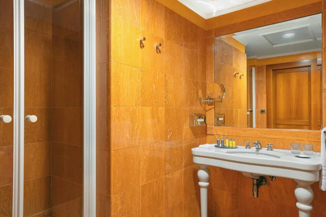 جناح، Rome Marriott Park Hotel 3/3