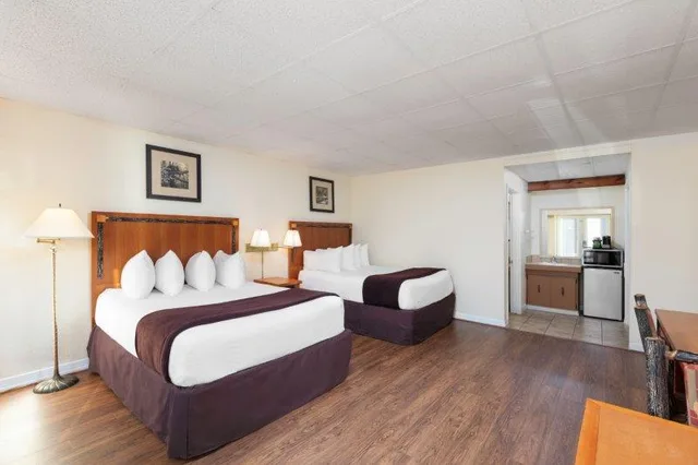 غرفة سيغنتشر بسرير كوين، River Terrace Resort & Convention Center 1/2
