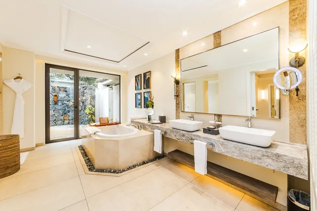 Pool, Luxury, Villa, King Bed, Maradiva Villas Resort And Spa 4/4