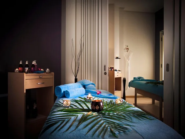 غرفة عائلية، Salalah Rotana Resort 1/1