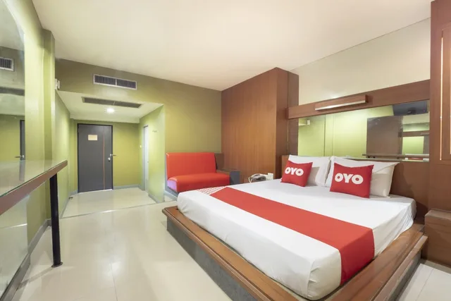 غرفة ديلوكس مزدوجة، OYO 75382 Chonburi Hotel 1/9