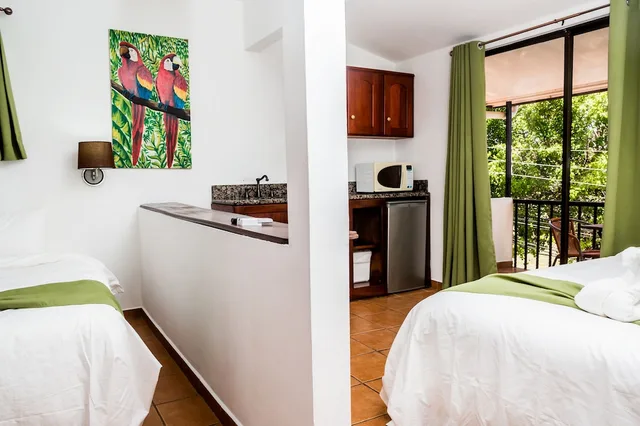 غرفة قياسية بسرير كينج بشرفة، Hotel Coco Palms 3/10