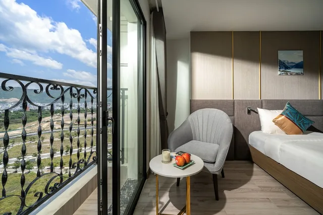 غرفة عائلية بسريرين منفصلين، Sochi Hotel 9/10