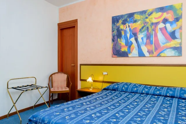 غرفة قياسية بسرير مزدوج، Hotel Papa 3/4