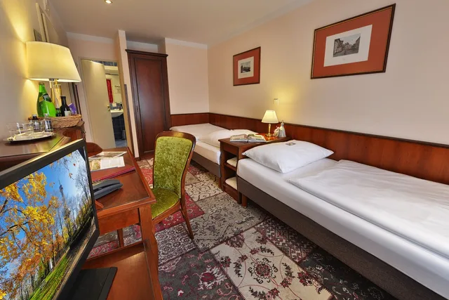 غرفة قياسية بسرير مزدوج أو سريرين منفصلين، Ea Hotel Jeleni Dvur Prague Castle 4/6