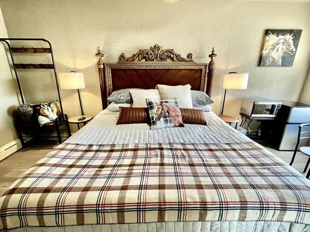 غرفة بسرير كينج، Shamrock Cove Inn 5/9