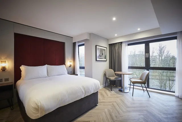 غرفة غراند بسرير كينج بإطلالة، Roomzzz York City 1/5