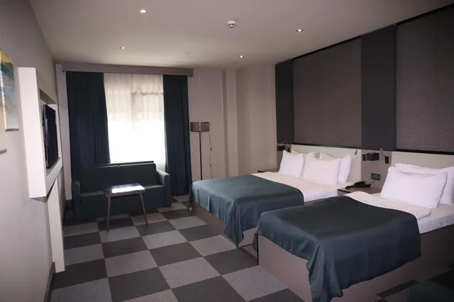 غرفة ديلوكس عائلية بسريرين كينج، Tryp By Wyndham Istanbul Sancaktepe 1/10