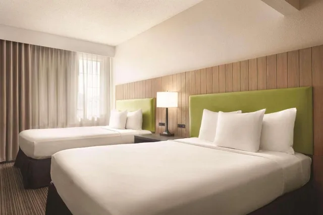 جناح بسرير كوين مع أريكة، Country Inn & Suites By Radisson, Eagan, MN 1/4