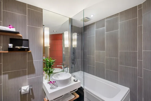 غرفة كلاسيكية بسرير كوين بإطلالة على المدينة، Mercure Hanoi La Gare Hotel 9/10