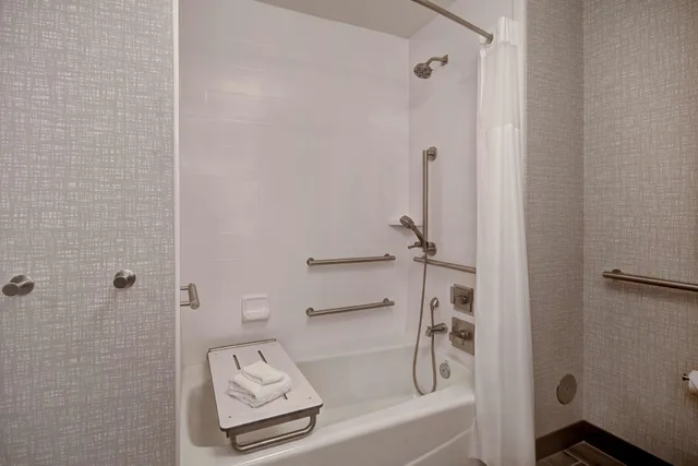 غرفة بسرير كوين لذوي الإعاقة، Hampton Inn Tucson Downtown 1/1
