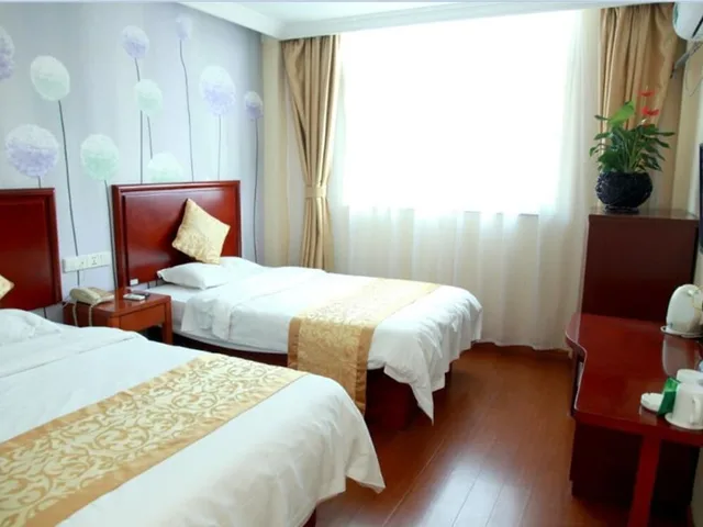 غرفة بسريرين منفصلين، GreenTree Inn HuaiAn QingPu District Huaihainan Road Express Hotel 1/2