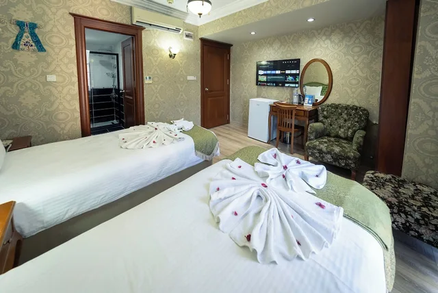 غرفة بسرير مزدوج، Basileus Hotel 4/10