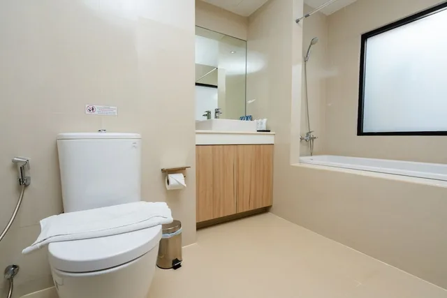 غرفة عائلية بسريرين كينج، W3 Hotel 6/6