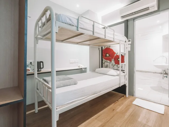 Room, Twin Beds, Bunk Bed, REGIN HOTEL 1/5