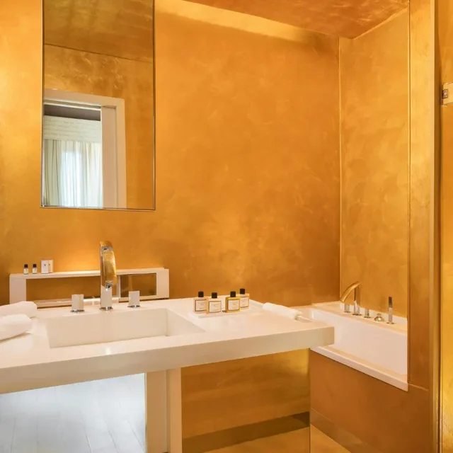 جناح سوبيريور غراند بإطلالة على القناة، Sina Centurion Palace 2/3