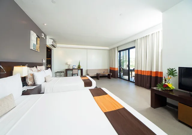 Superior, Double or Twin Bed, Fairways And Bluewater Newcoast Boracay 1/6