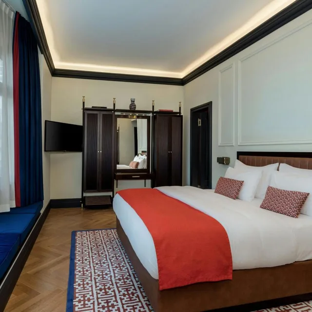 غرفة بريميوم تنفيذية بسرير كينج، LUME Boutique Hotel, Autograph Collection 1/10