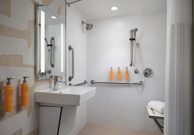 استوديو بسرير كينج مع أريكة لذوي الإعاقة، Sonesta ES Suites Chicago Downtown Magnificent Mile 8/10