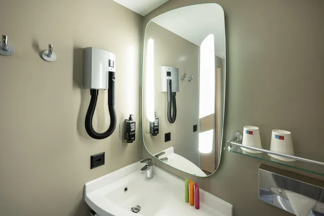 غرفة بسرير كينج، Ibis Geneve Centre Lac 9/10