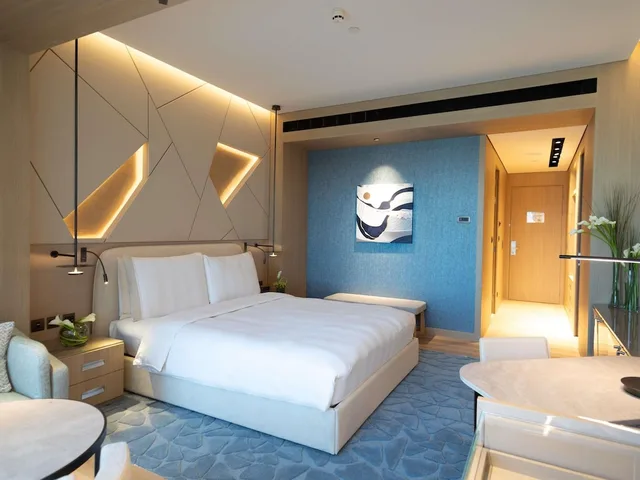 Executive, King Bed, La Cigale Hotel 1/7