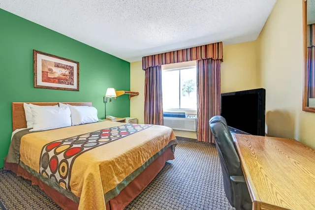 Room, King Bed, Accessible, Super 8 By Wyndham Mckinney/Plano Area 2/3