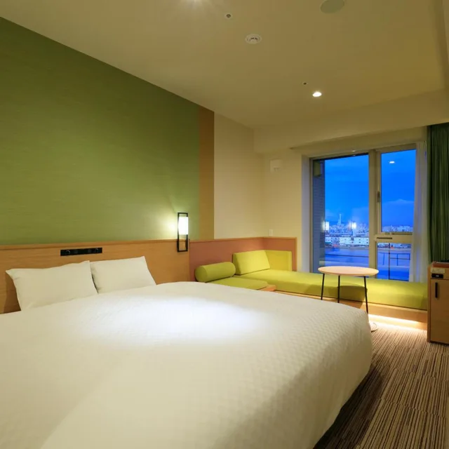 غرفة سوبيريور بسرير كينج بإطلالة على النهر في طابق مرتفع، The Singulari Hotel And Skyspa At Universal Studios Japan 3/8