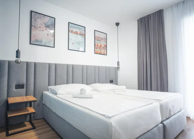 غرفة ديلوكس بسرير مزدوج بشرفة، Hotel Miran Pirovac 6/10