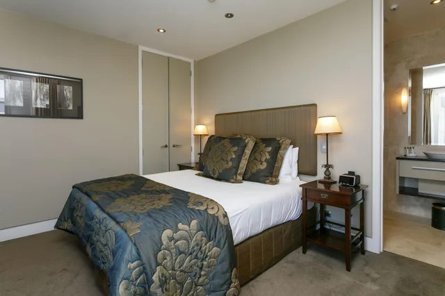 3 Bedrooms, Luxury, Apartment, Lake Side, Lake View، The Reef Resort 1/10