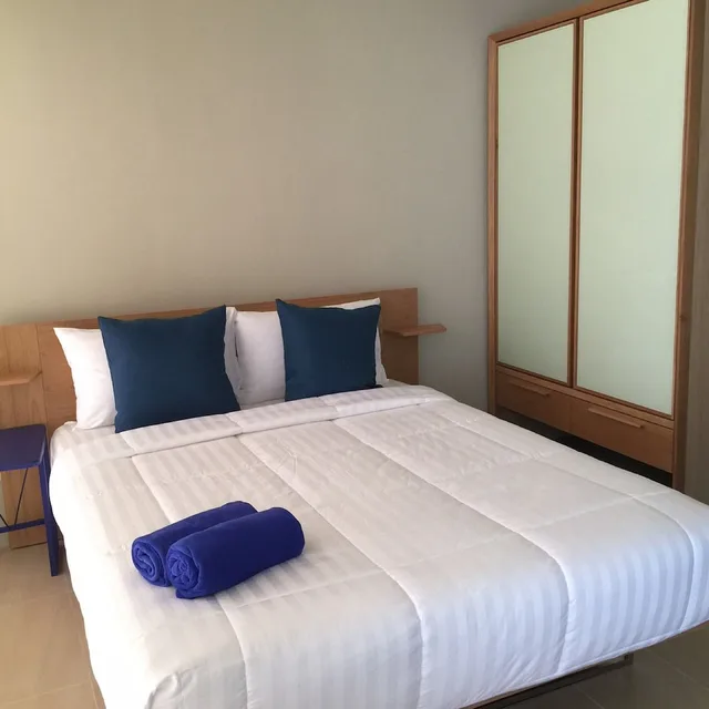 2 Bedrooms, King and Queen Bed, Sea View, Sofa, Baan Thew Talay Blue Sapphire 2/5