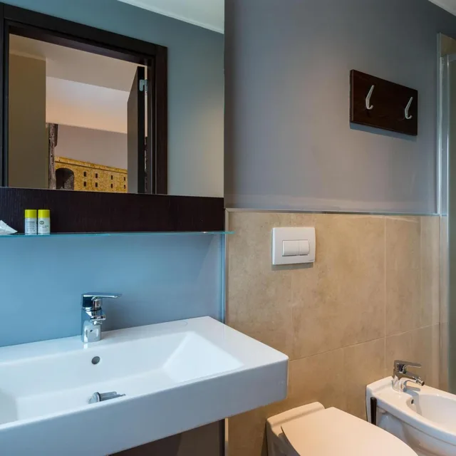Triple Room, B&B Hotel Savona 6/7