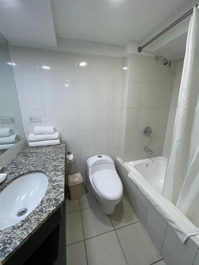 غرفة تنفيذية بسريرين مزدوجين، Terranova Suites 5/7