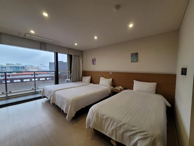 غرفة ثلاثية بثلاثة أسرّة، BK HOTEL JEJU 2/2
