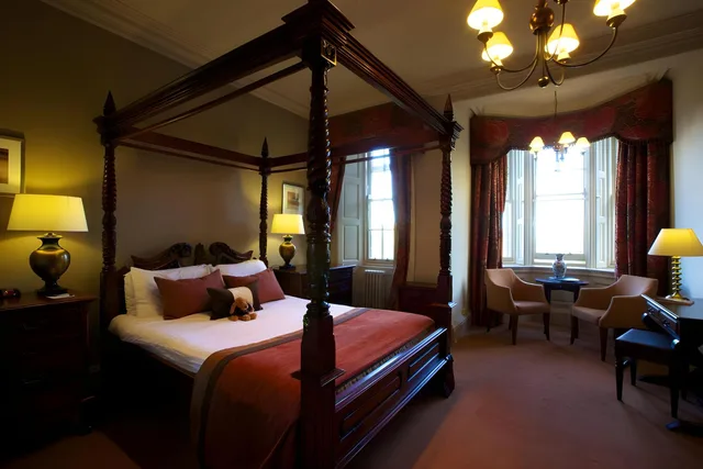 غرفة بسرير مزدوج في المبنى الرئيسي، Stonefield Castle Hotel 1/1
