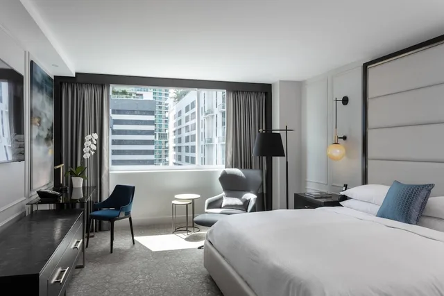 Inspired, Guest Room, King Bed، JW Marriott Miami 1/2