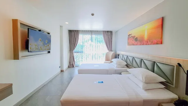 غرفة بريميوم سوبيريور بسريرين منفصلين، Clarian Hotel Beach Patong 3/10