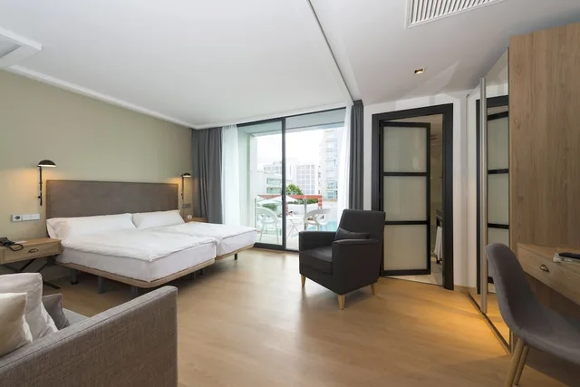 Select, Superior, Double Bed, Pool View, Balcony، Kyrat Amarac Suites 1/2