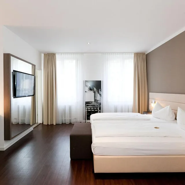 غرفة ثلاثية بسرير فردي، MANHATTAN HOTEL 9/10