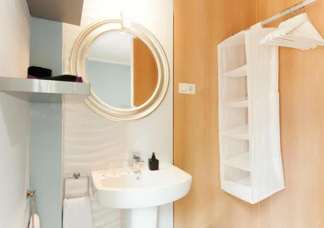 غرفة بسرير مزدوج بشرفة، Villa Lorena Malaga 6/6