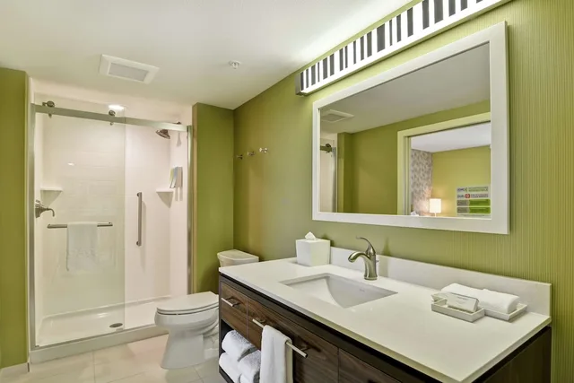 جناح بسرير كوين بإطلالة على الجبل بغرفة نوم واحدة، Home2 Suites By Hilton Helena Mt 1/1
