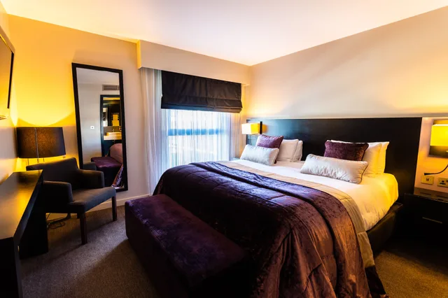 غرفة بسرير مزدوج لذوي الإعاقة، Guildford Harbour Hotel 2/4