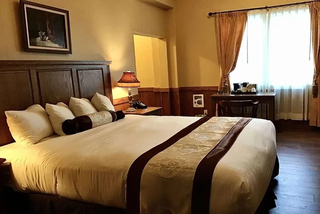 غرفة ديلوكس بسرير كينج لذوي الإعاقة، Eureka Inn, Trademark Collection by Wyndham 1/5