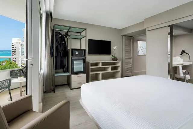 1 Bedroom, Suite, King Bed, Partial Ocean View, Sofa, Ac Hotel By Marriott San Juan Condado 1/5